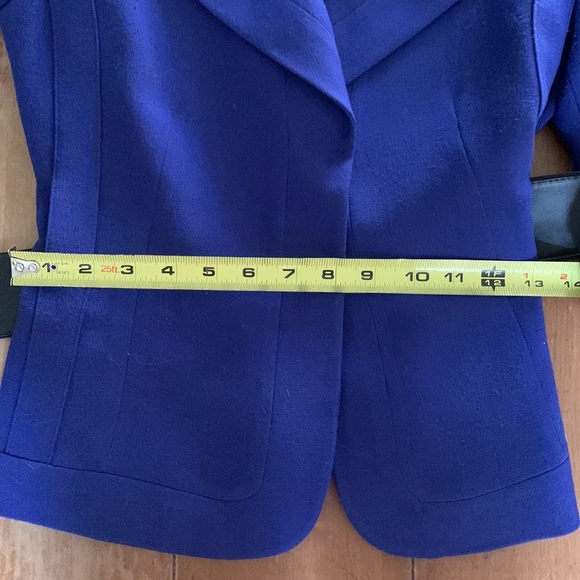 Calvin Klein Suit Jacket with Black Waist Belt - Picture 7 of 8